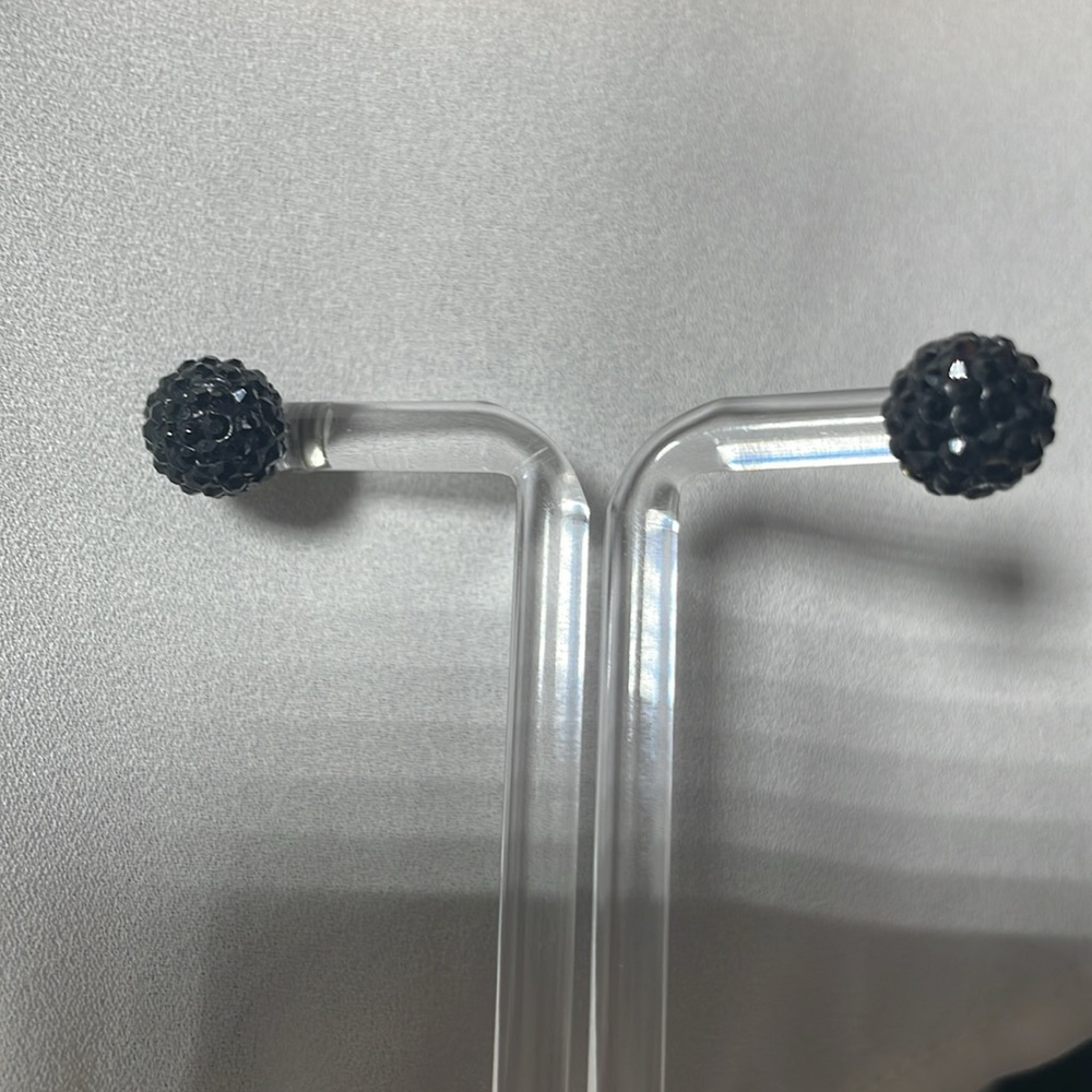 Black Faceted Round Stud Earrings - Picture 3 of 4